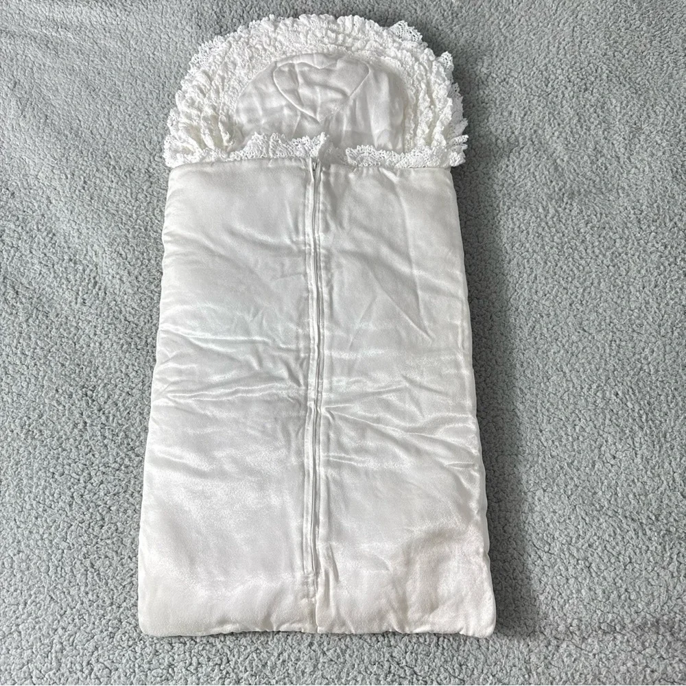Vintage Luxurious White Baby Sleeping Bag Bunting‎